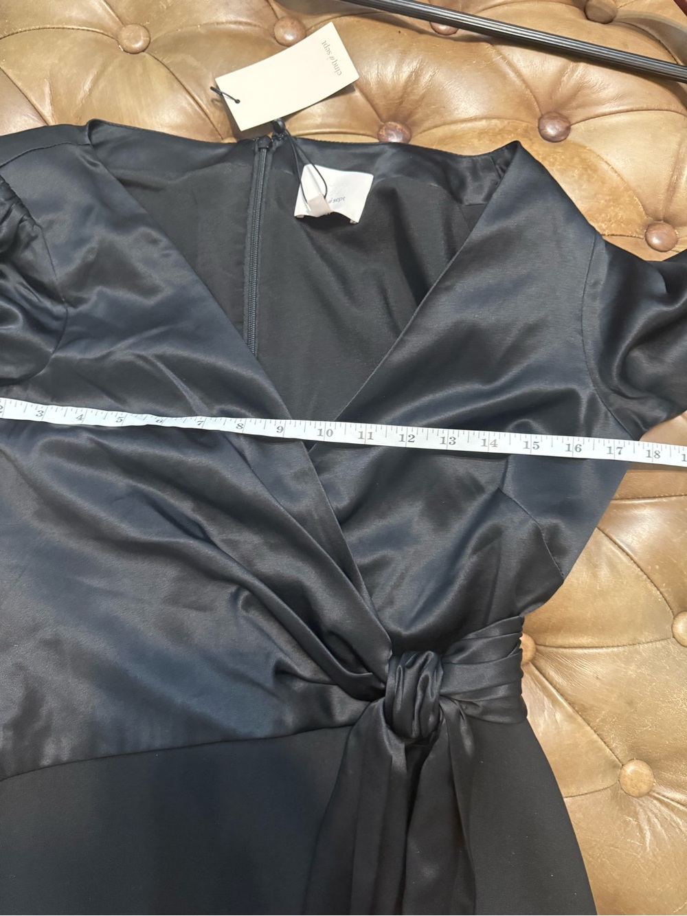 NWT Cinq à Sept Layne Dress Black Silk Faux Wrap Mini Dress Size 4 $565 - Picture 7 of 11